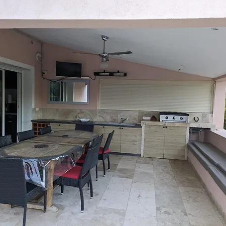 La Chiappa Bord De Avec Piscine Chauffee Et Jacuzzi Porto-Vecchio (Corsica)