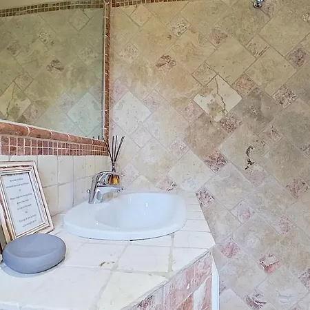 Villa La Chiappa Bord De Avec Piscine Chauffee Et Jacuzzi
