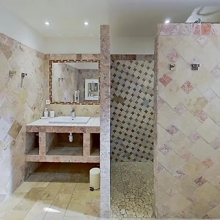 Villa La Chiappa Bord De Avec Piscine Chauffee Et Jacuzzi Porto-Vecchio (Corsica)