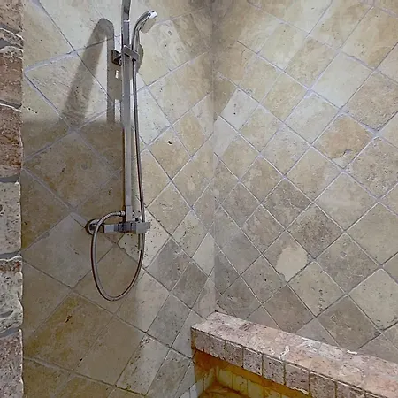 Villa La Chiappa Bord De Avec Piscine Chauffee Et Jacuzzi