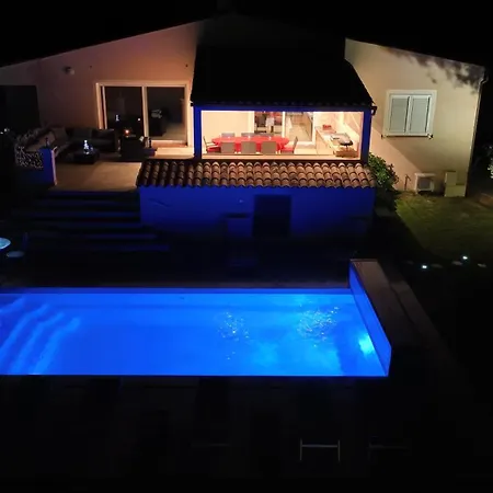 La Chiappa Bord De Avec Piscine Chauffée Et Jacuzzi *