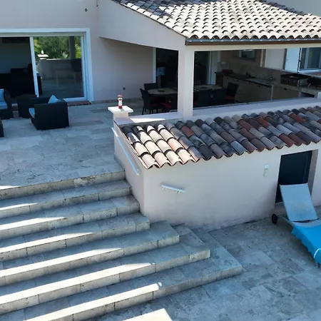 La Chiappa Bord De Avec Piscine Chauffee Et Jacuzzi Вилла