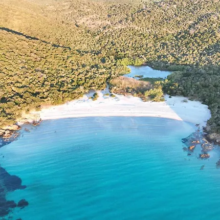 La Chiappa Bord De Avec Piscine Chauffee Et Jacuzzi Порто-Веккьо