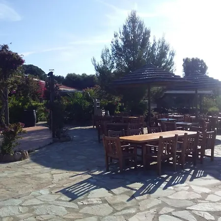 La Chiappa Bord De Avec Piscine Chauffee Et Jacuzzi Вилла *