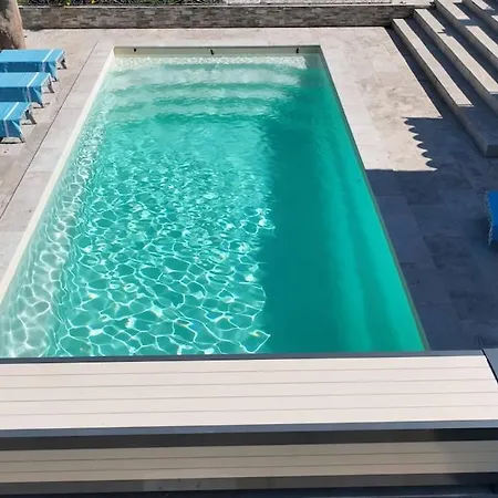 La Chiappa Bord De Avec Piscine Chauffee Et Jacuzzi