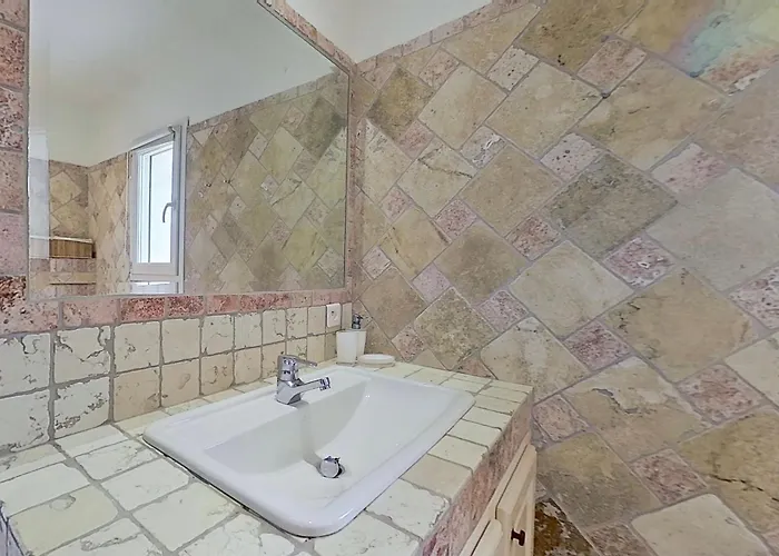 Villa La Chiappa Bord De Avec Piscine Chauffee Et Jacuzzi Porto-Vecchio (Corsica)