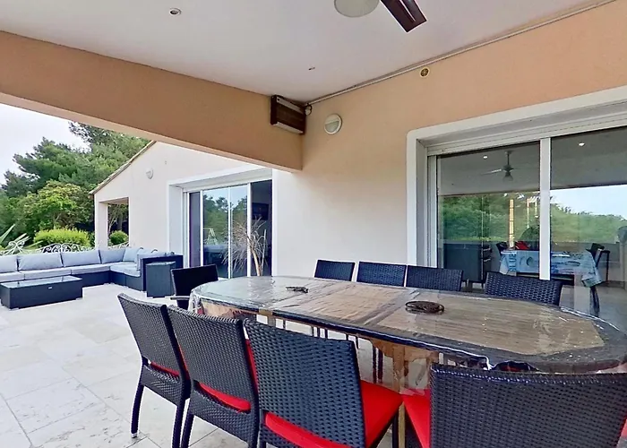 Villa La Chiappa Bord De Avec Piscine Chauffee Et Jacuzzi Porto-Vecchio (Corsica)