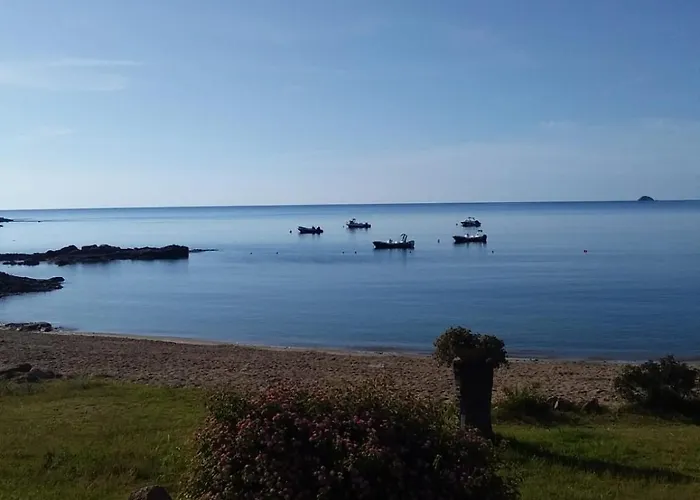 La Chiappa Bord De Avec Piscine Chauffee Et Jacuzzi