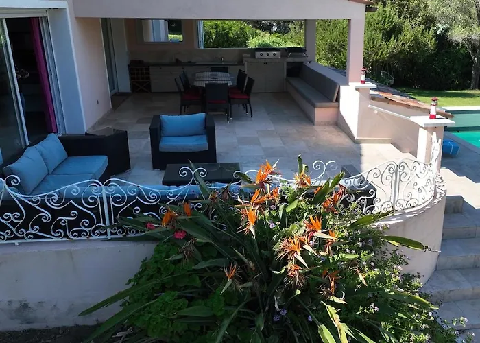 La Chiappa Bord De Avec Piscine Chauffee Et Jacuzzi Villa *