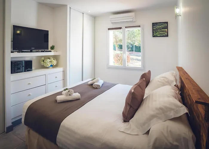 La Chiappa Bord De Avec Piscine Chauffee Et Jacuzzi Villa Porto-Vecchio (Corsica)