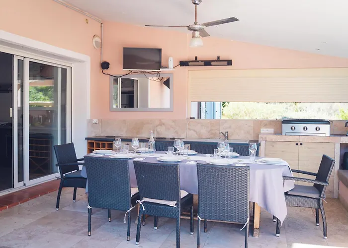 La Chiappa Bord De Avec Piscine Chauffee Et Jacuzzi Villa